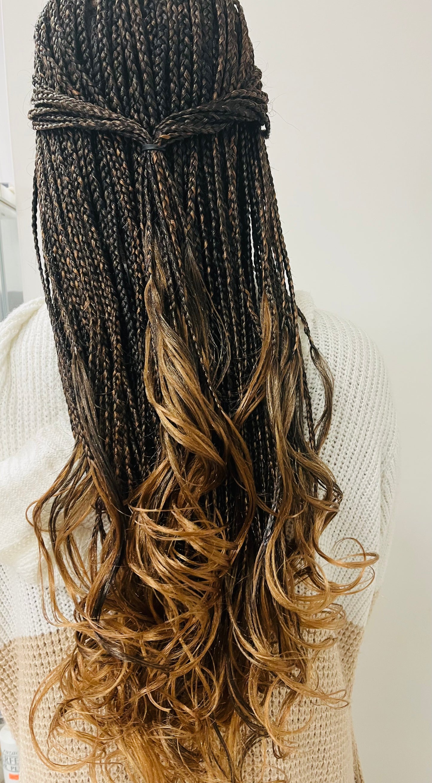 Edalina Yaya Pony French Curl Braid Pre-stretched hot water set 24". 2 bundles And 6 bundle in a pack.